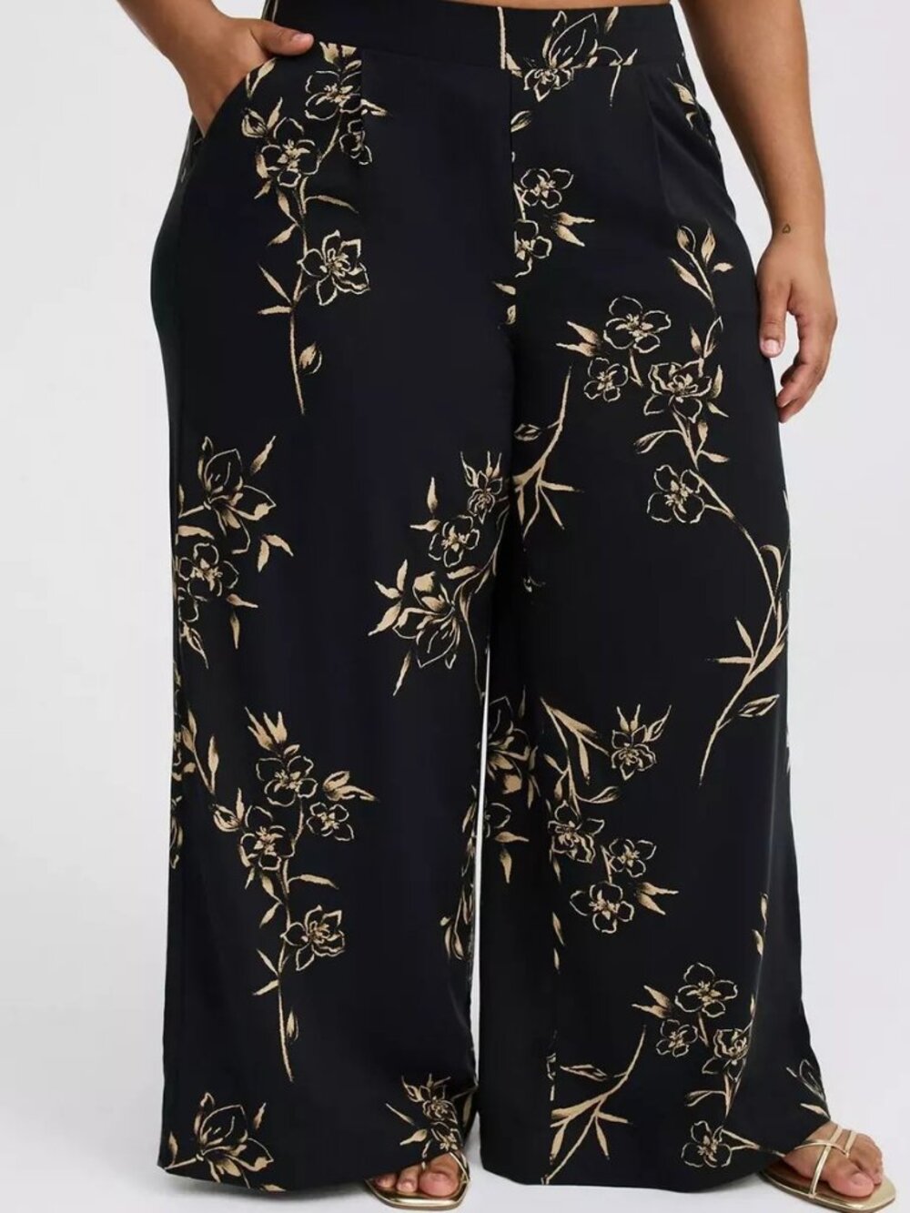 High-Rise Pull-On Wide-Leg Pant in Eloise floral deep black